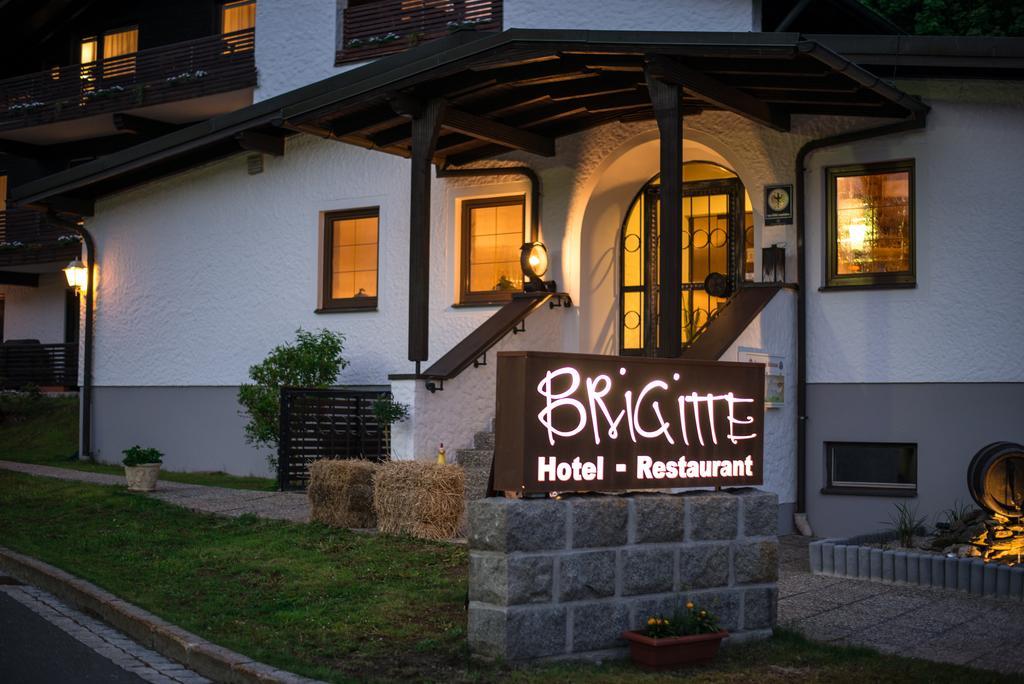 Hotel Restaurant Brigitte Warmensteinach Exterior foto